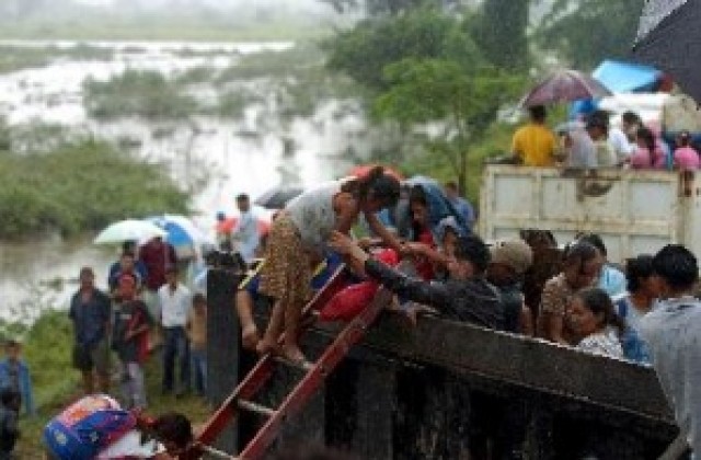Най-малко 38 жертви при преминаването на урагана Феликс над Никарагуа