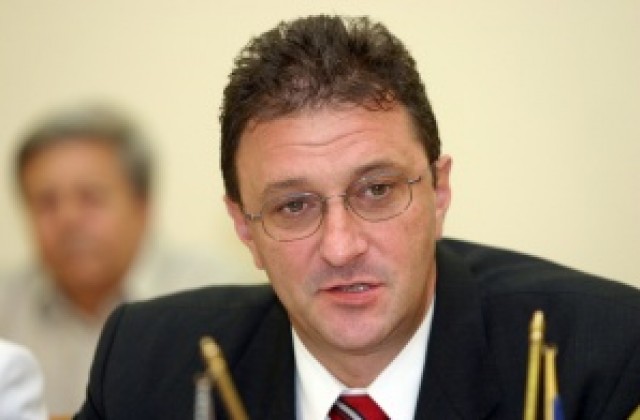 Петър Мутафчиев
