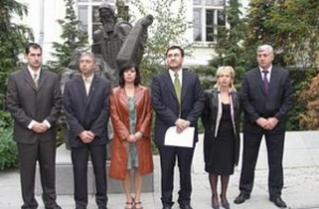 ГЕРБ-ВМРО подкрепиха в декларация стачката на учителите