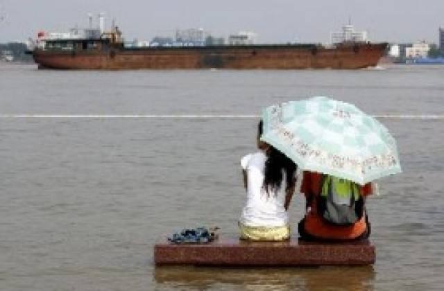 Сушата застрашава най-голямото сладководно езеро в Китай