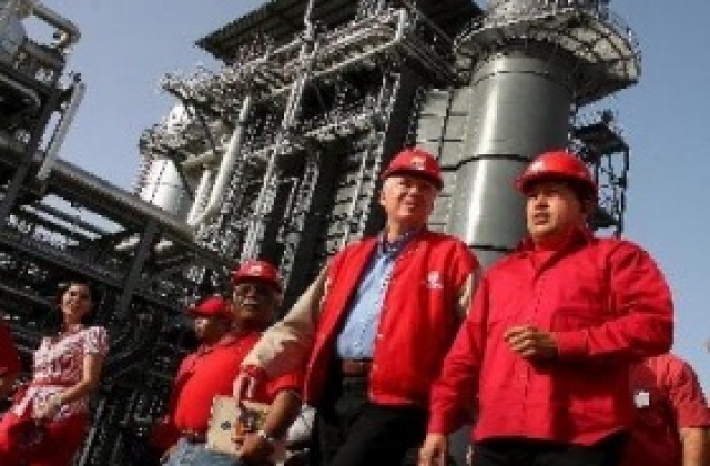 Чавес въведе нов данък за петролните компании