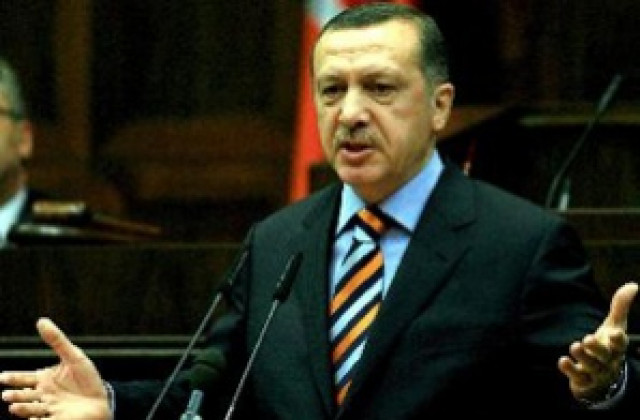 Турският премиер на еднодневно посещение в Сирия