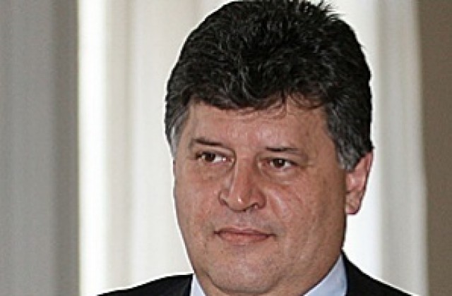 Асенов: Не е имало натиск върху мен за оставката