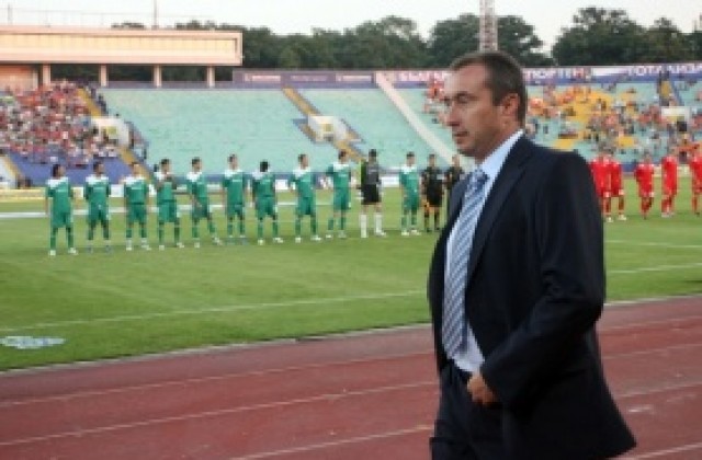 Станимир Стоилов: Отборът заслужава похвали за играта