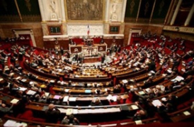 Долната камара на френския парламент одобри плана за спасяване на банките