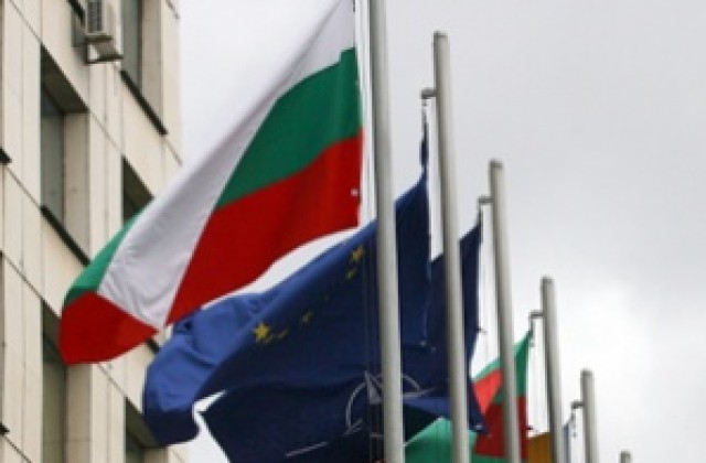 Робърт Гилбърт: За демокрацията в България още трябва да се работи