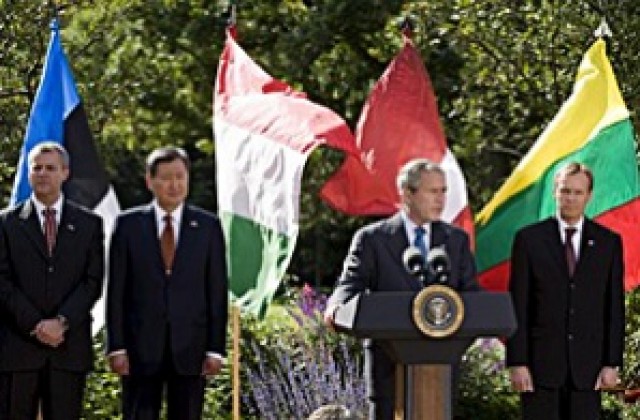 Джордж Буш обяви отмяната на визите за седем държави