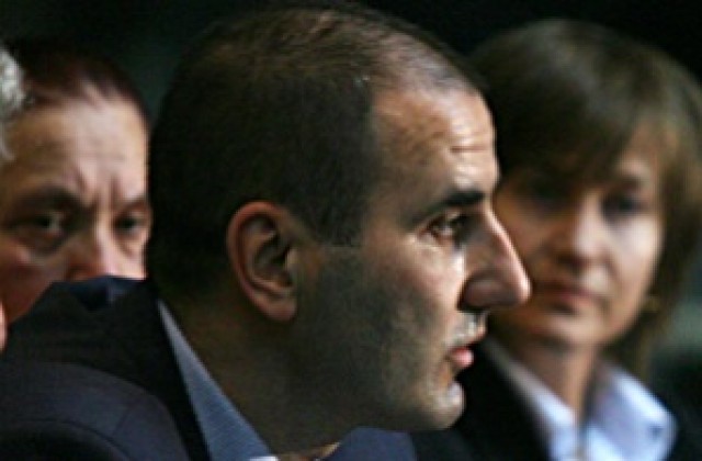 Смъртта на Ахмед Емин ще повлече и БСП, според Цветан Цветанов