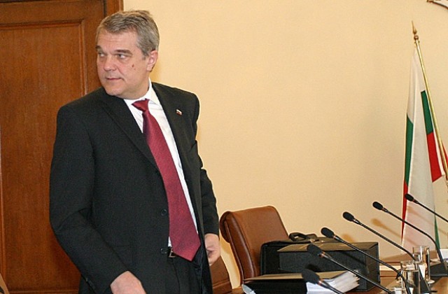 Румен Петков призна за нарушения при ползването на СРС-та