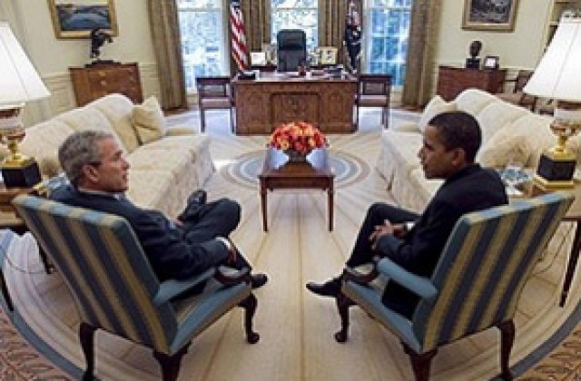 Буш и Обама са доволни от срещата си в Белия дом