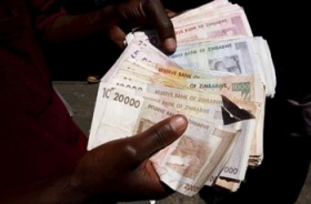 Инфлацията в Зимбабве достигна 13 млрд. процента