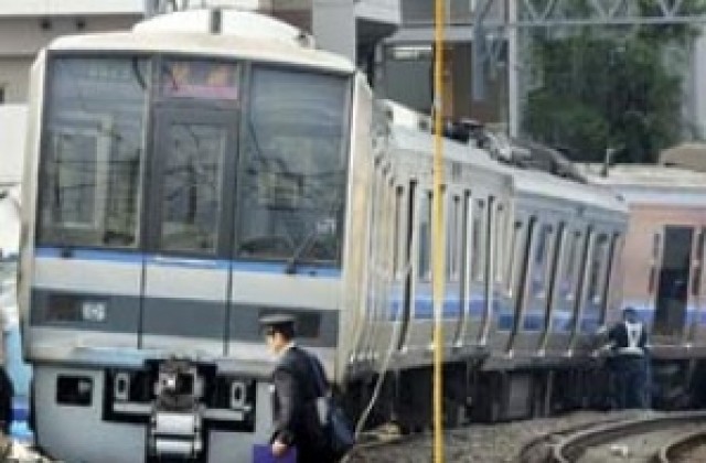 Стрелба по влак край Атина, няма пострадали