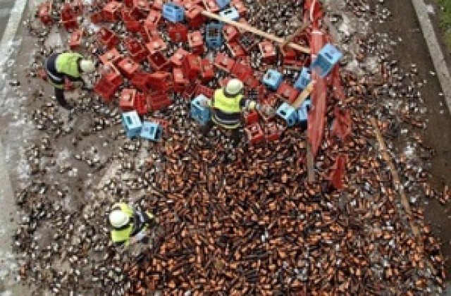 Кръстовище в Германия се превърна в замръзнало езеро от бира