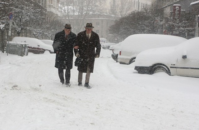 180 души са прегледани в „Пирогов” до обяд заради снега