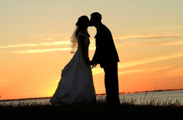 Четири целувки на ден са тайната на дългия брак