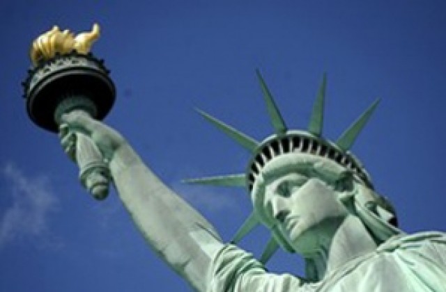 Статуята на свободата е отворена за посещения