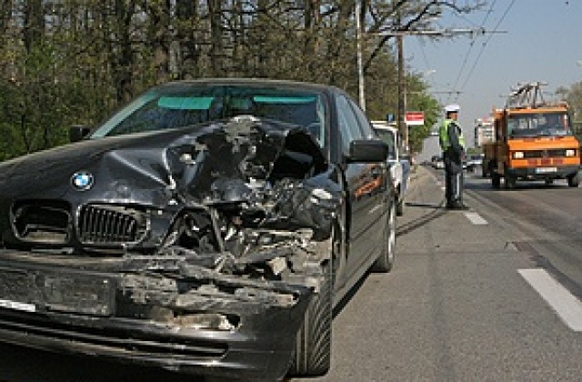 Четирима са загинаха по пътищата последното денонощие