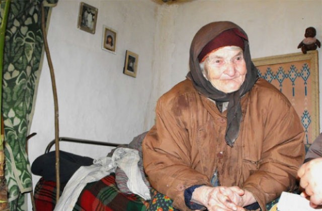 Четирима столетници живеят в Разградско