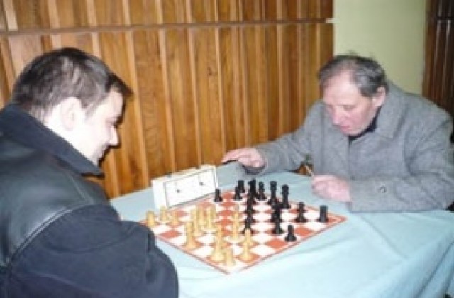 Шахматисти бойкотират турнир на Юзеирови
