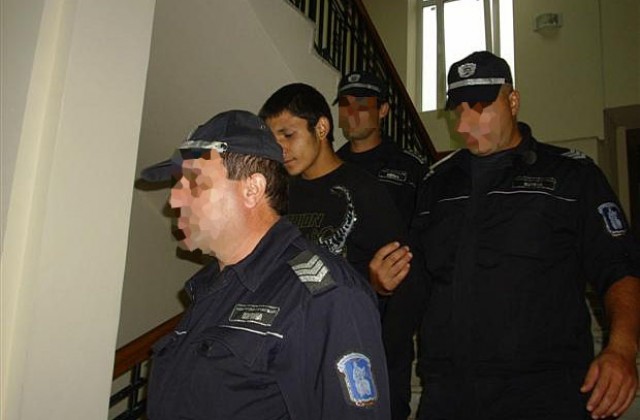 Оставиха в ареста обвинените за убийството във Велики Преслав