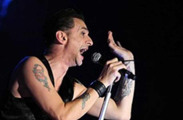 Вокалистът на Depeche Mode обърка Перу с Чили