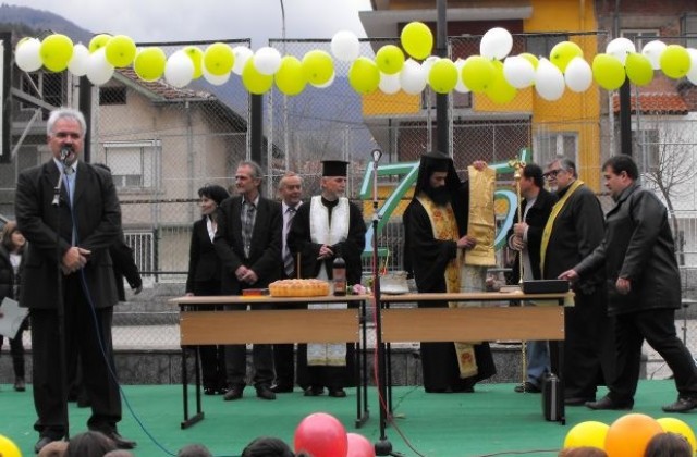 Отбелязаха 75-та годишнината от освещаването на три училища в Петрич