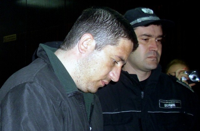 Водят принудително свидетел по делото срещу детеубиеца Манчо Панюков