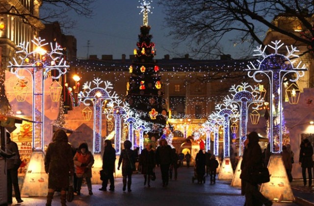 Новогодишната елха пристигна в Кремъл
