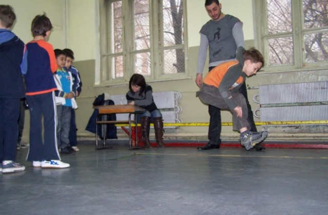 Санират две училища в Пловдив