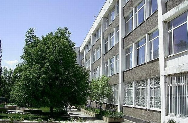 До 24-и май реновират три благоевградски училища