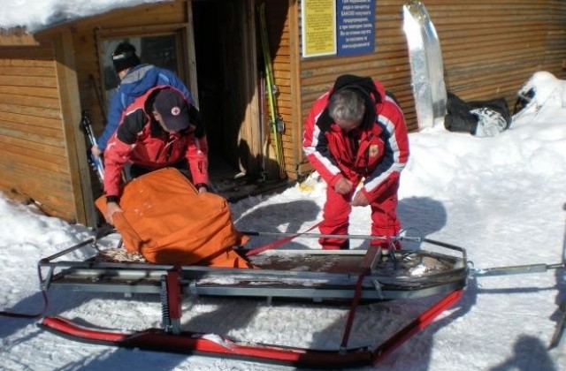 Лавина уби ски учител в Банско