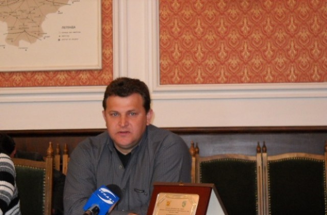 Криминалистът Антон Велев е Полицаят на 2009 г.