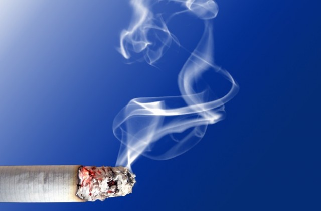Гените карат хората да пушат повече?