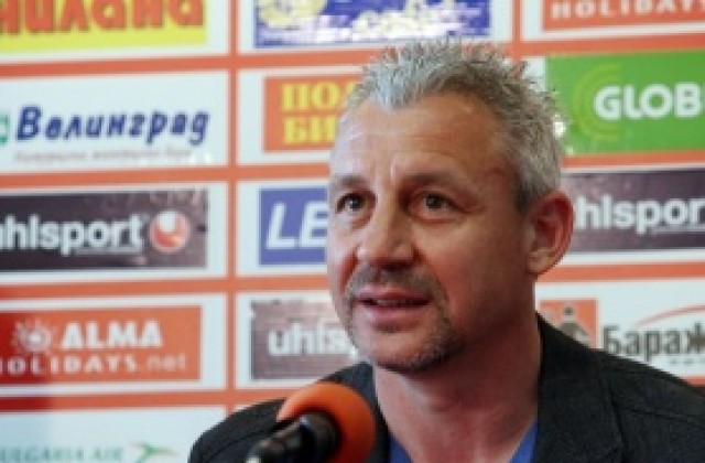 Дочев се връща в ЦСКА седмица преди старта