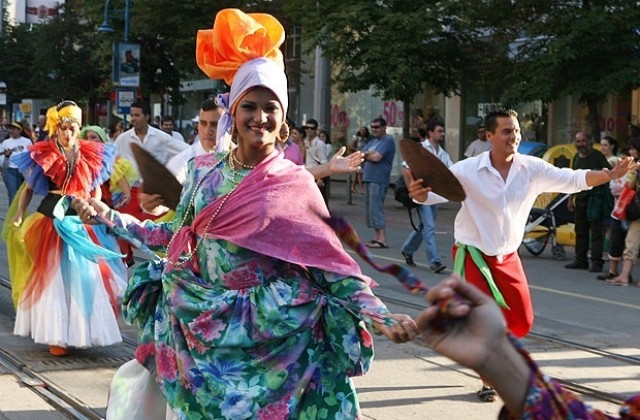 Откриват Международния фолклорен фестивал