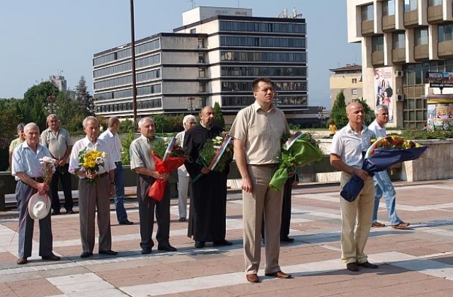 В Благоевград отбелязаха 68-годишнината от гибелта на Никола Вапцаров
