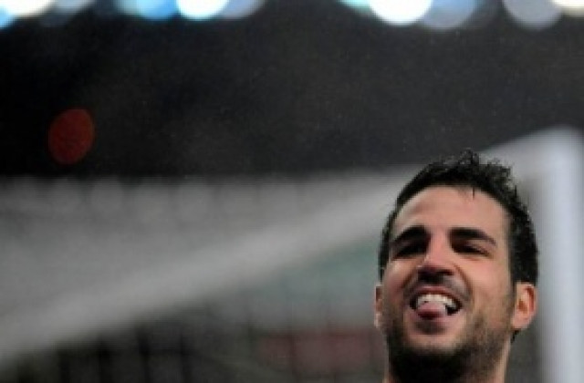 Фабрегас се разбра с Барса