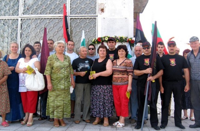ВМРО се поклони пред гроба на Маслина Грънчарова