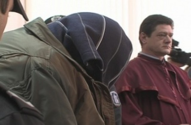 Двойният убиец от яз”Въча” остава в ареста