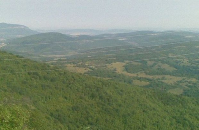 Намериха двама туристи, загубили се в Троянския балкан