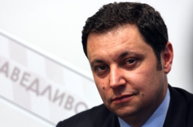 Яне Янев: Ще съберем 1 млн. подписа за нова конституция
