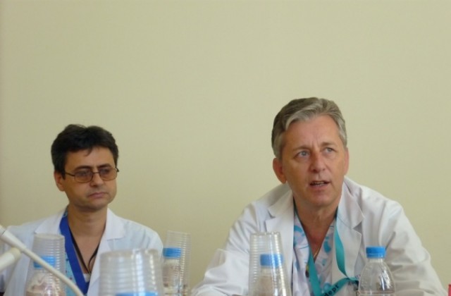 Екип на проф. Горчев извърши уникална операция на млада жена с маточен рак