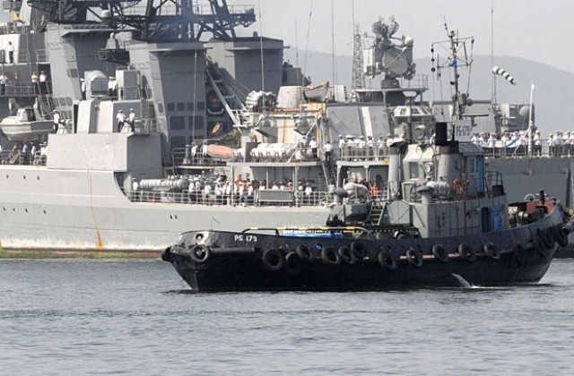 Пирати отвлякоха товарен кораб с украински екипаж