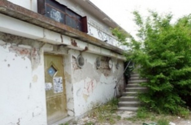 Общинският съвет в Димитровград решава съдбата на Кораба