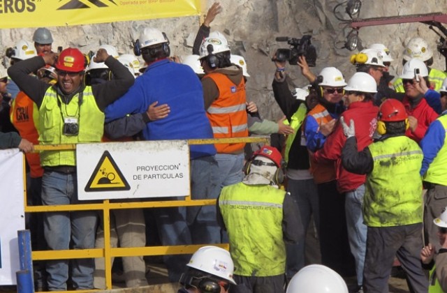 Спасяват 33-мата миньори в Чили в сряда