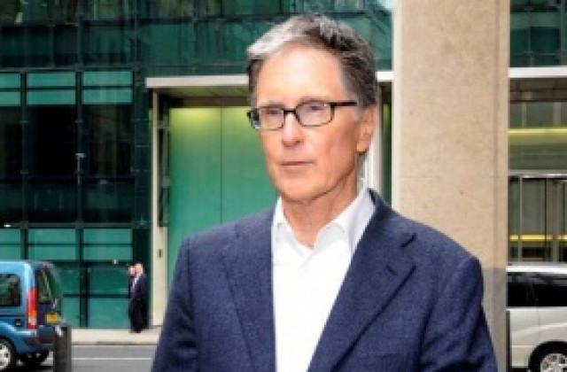 Новите собственици на Ливърпул подкрепят тима срещу Блекбърн