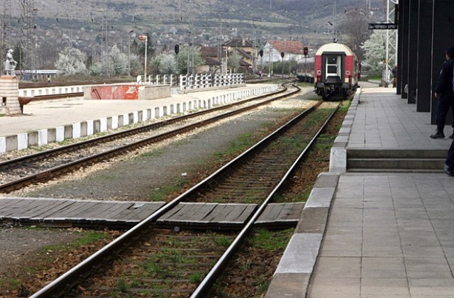 Стачка спира влаковете от Гърция за България и обратно