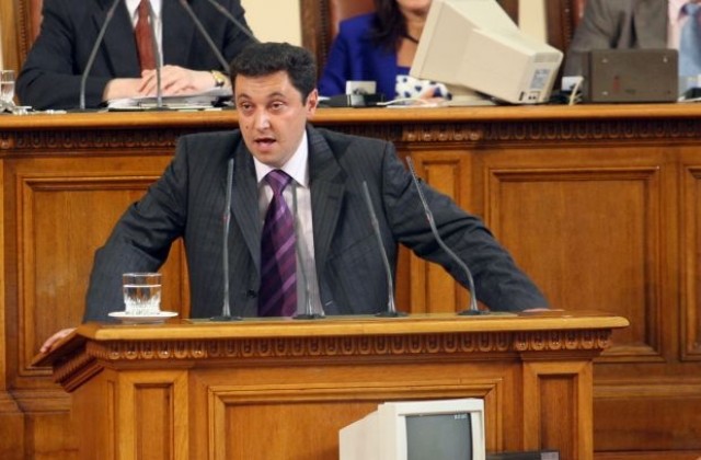 РЗС иска да отреже пеленгаторите на Борисов