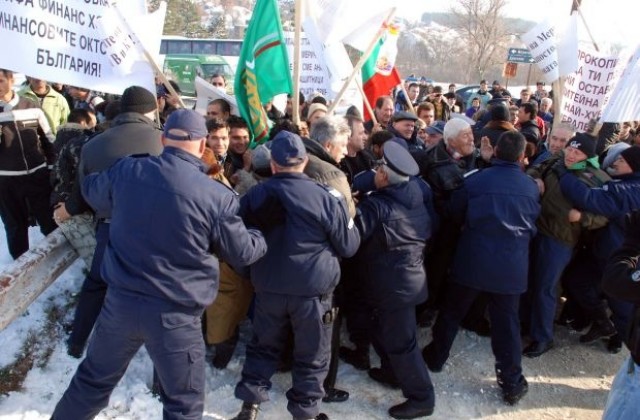 Протестиращите в Меричлери не искат вода от Димитровград- имала манган
