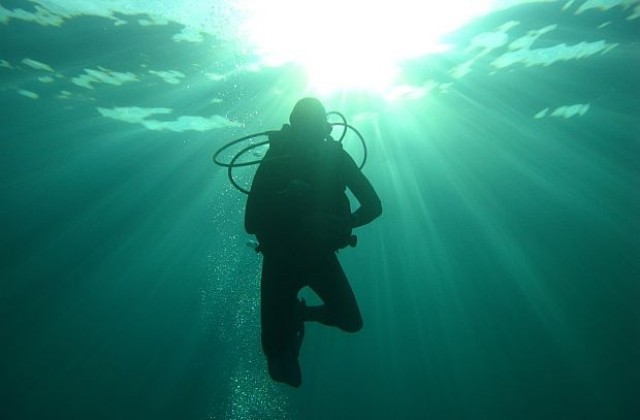 Лиъм Нийсън се страхува от подводните сцени